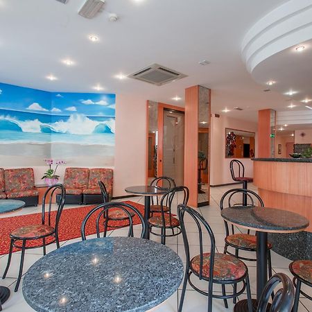 Hotel Basilea Bellaria-Igea Marina Luaran gambar