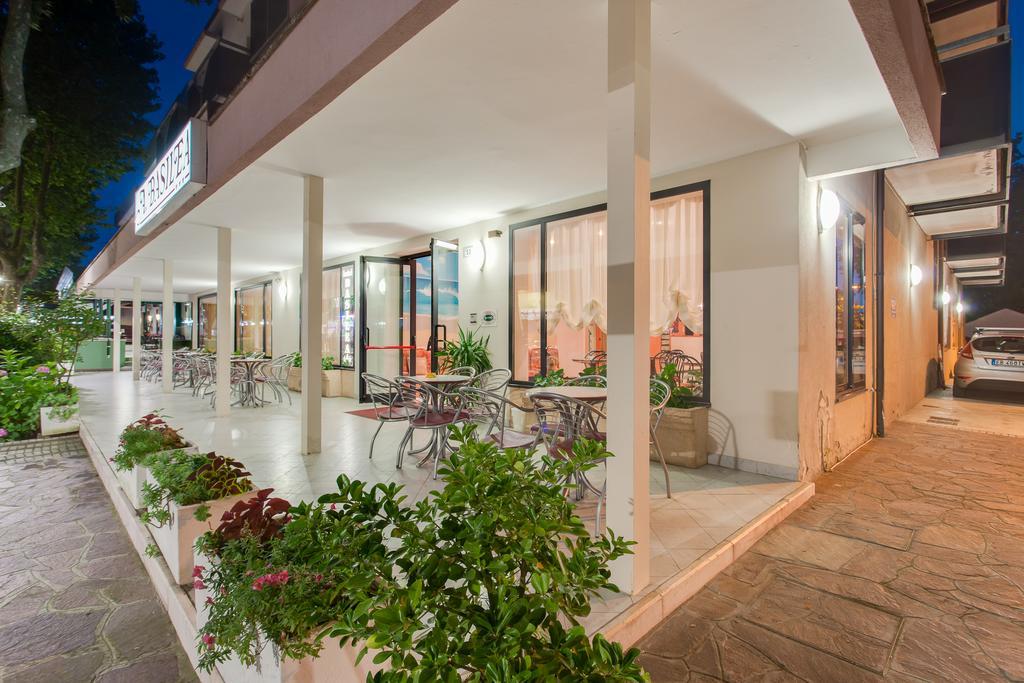 Hotel Basilea Bellaria-Igea Marina Luaran gambar