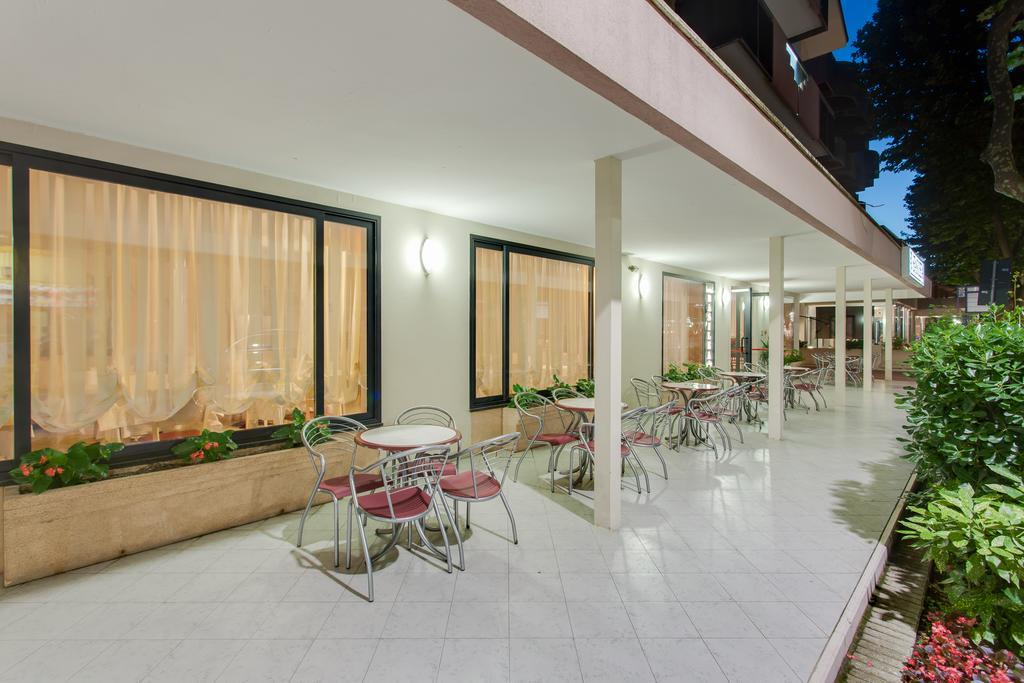 Hotel Basilea Bellaria-Igea Marina Luaran gambar